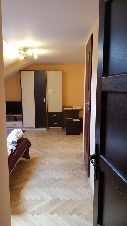 Studio Piata Sfatului - Braşov Extérieur photo
